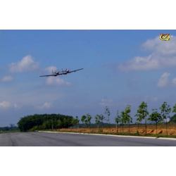 Samolot F82 Twin Mustang (klasa 46 EP-GP)(2,0m rozpiętości) ARF - VQ-Models